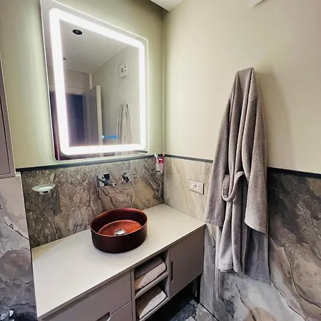 Just One Homestay Tirana