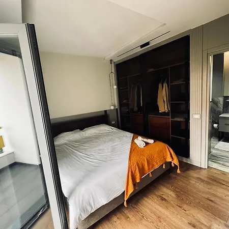 Just One Homestay Tirana